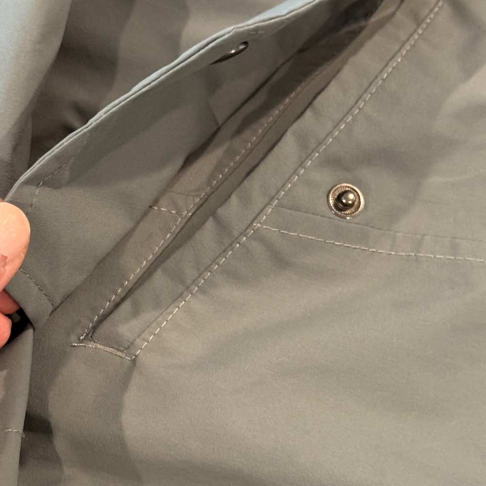 Woman’s North Face rain Jacket - Picture 8 of 14